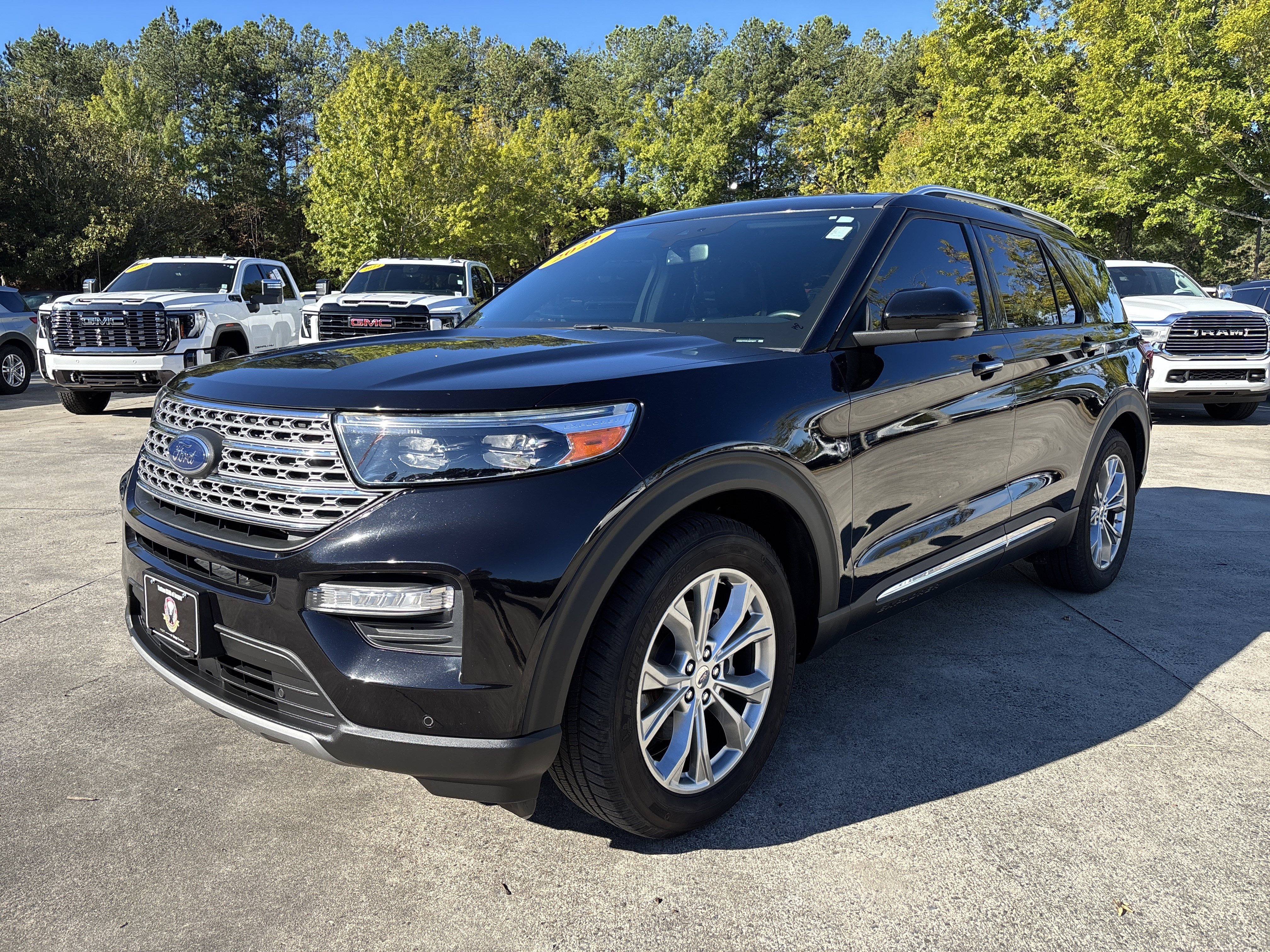 Used 2020 Ford Explorer Limited RWD image 3