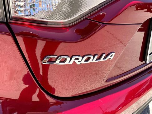 Used 2026 Toyota Corolla LE FWD image 30