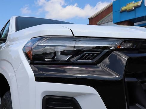 New 2025 Chevrolet Colorado Z71 w/ Technology Package image 2