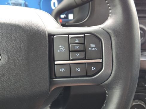 Used 2023 Ford F250 Lariat w/ Lariat Ultimate Package AWD/4WD image 25