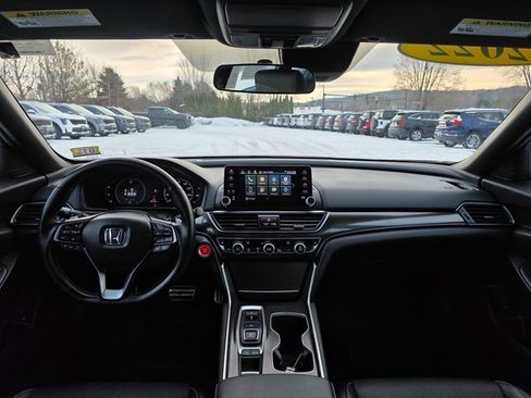 Used 2022 Honda Accord Sport image 18