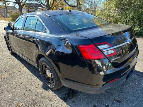 Used 2016 Ford Taurus Police Interceptor AWD image 5
