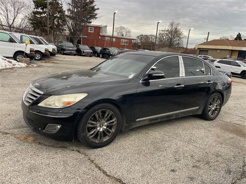 Used 2009 Hyundai Genesis 4.6 w/ Technology Pkg 5 image 3