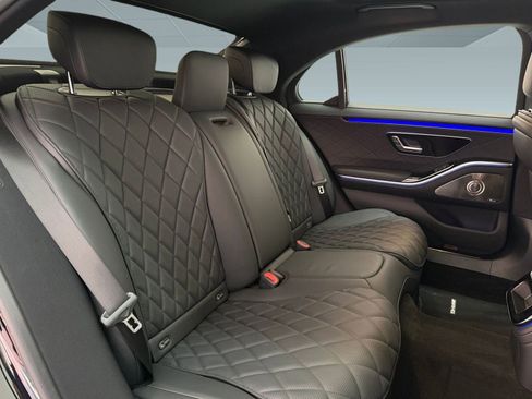 New 2026 Mercedes-Benz S 580e 4MATIC Sedan image 23