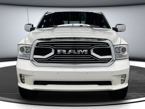 Used 2018 RAM 1500 Limited AWD/4WD image 2