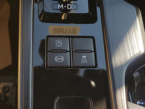 New 2026 Subaru Outback Limited image 32