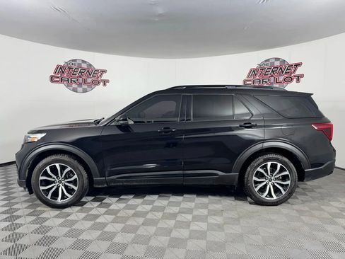 Used 2020 Ford Explorer ST w/ Premium Technology Package image 4