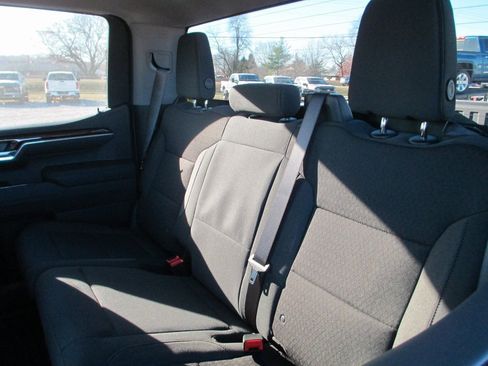 New 2026 GMC Sierra 1500 SLE w/ X31 Off-Road Package image 12