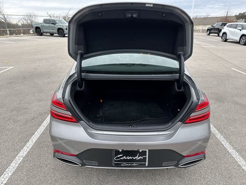 Used 2025 Genesis G70 2.5T image 19