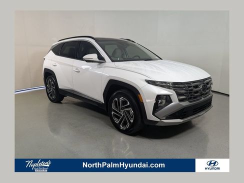 Certified 2025 Hyundai Tucson Limited AWD/4WD image 1