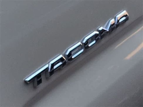 Used 2019 Toyota Tacoma TRD Sport image 13