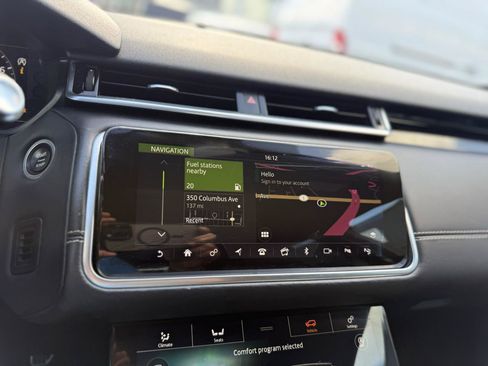 Used 2020 Land Rover Range Rover Velar R-Dynamic HSE AWD/4WD image 13