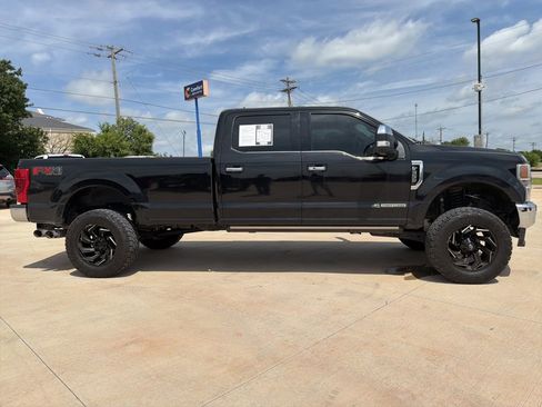 Used 2021 Ford F350 King Ranch w/ King Ranch Ultimate Package AWD/4WD image 2