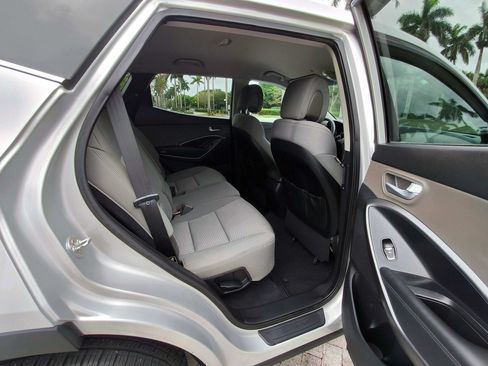 Used 2013 Hyundai Santa Fe Sport FWD image 33