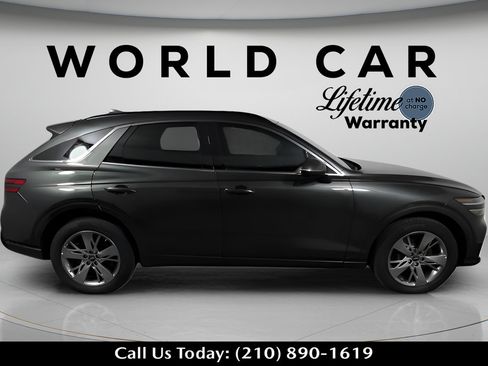 Used 2025 Genesis GV70 3.5T Sport AWD/4WD image 2