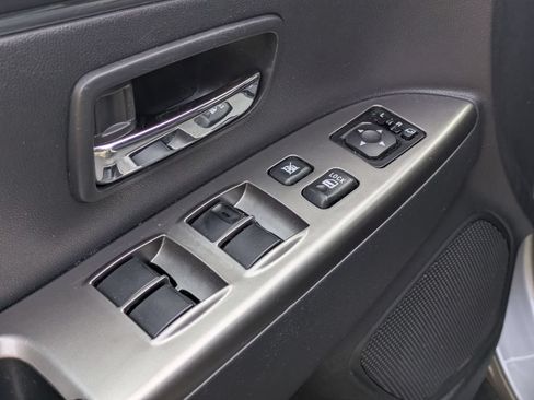 Used 2025 Mitsubishi Outlander Sport SE AWD/4WD image 13