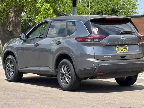 Used 2024 Nissan Rogue S AWD/4WD image 6