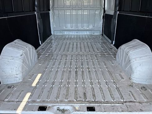 Used 2024 RAM ProMaster 2500 w/ Convenience Group FWD image 20