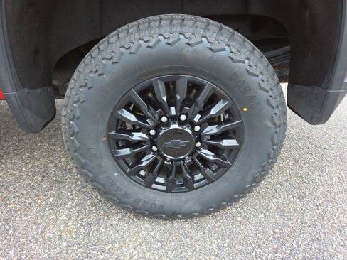 Used 2021 Chevrolet Silverado 2500 LTZ w/ LTZ Plus Package AWD/4WD image 85