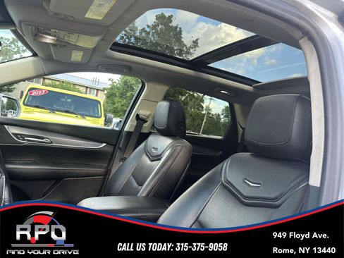 Used 2019 Cadillac XT5 Premium Luxury AWD/4WD image 20