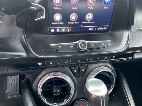 Used 2020 Chevrolet Camaro LT RWD image 31