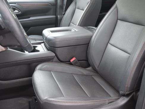 Used 2023 Chevrolet Tahoe High Country w/ Advanced Technology Package AWD/4WD image 12