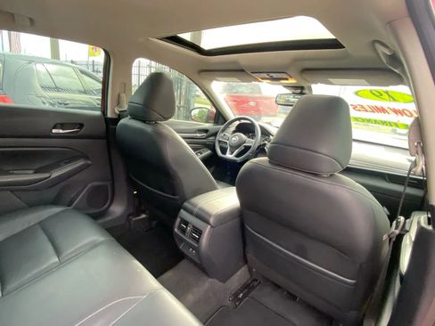 Used 2019 Nissan Altima 2.5 Platinum image 16