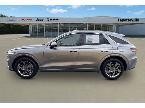 Used 2025 Genesis GV70 2.5T image 6