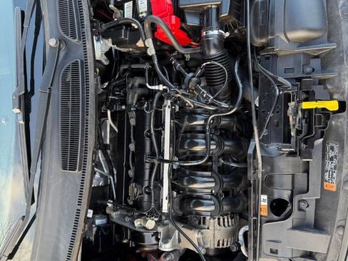 Used 2018 Ford Fiesta SE image 18