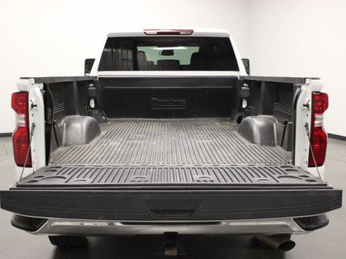 Used 2026 Chevrolet Silverado 2500 LT AWD/4WD image 13