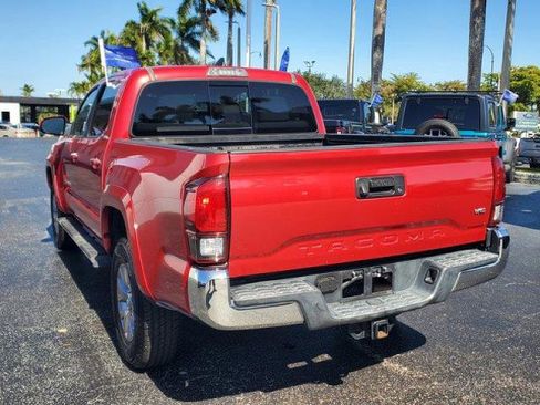 Used 2018 Toyota Tacoma SR5 image 5