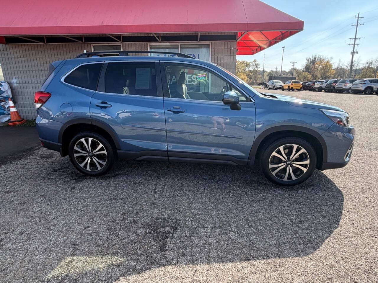 Used 2021 Subaru Forester Limited AWD/4WD image 3