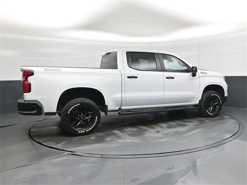Used 2023 Chevrolet Silverado 1500 LT Trail Boss w/ Protection Package image 3