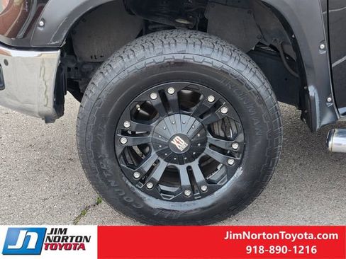 Used 2017 Toyota Tundra Limited image 14