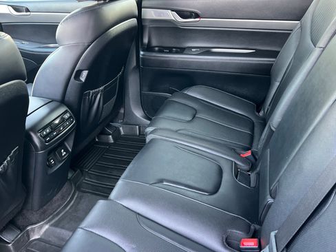 Used 2024 Hyundai Palisade SEL image 12