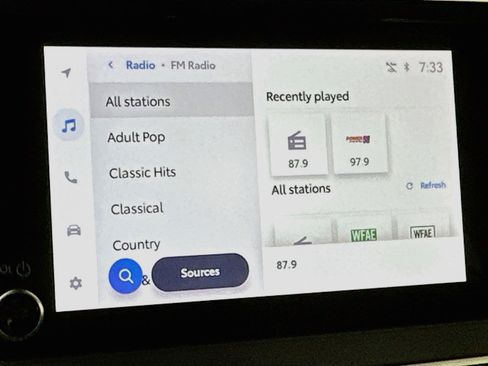 Used 2024 Toyota Prius LE FWD image 21