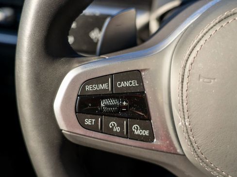 Used 2025 BMW X6 xDrive40i w/ Climate Comfort Package image 28