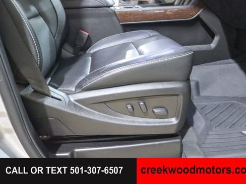 Used 2019 GMC Sierra 2500 SLT w/ Duramax Plus Package AWD/4WD image 54