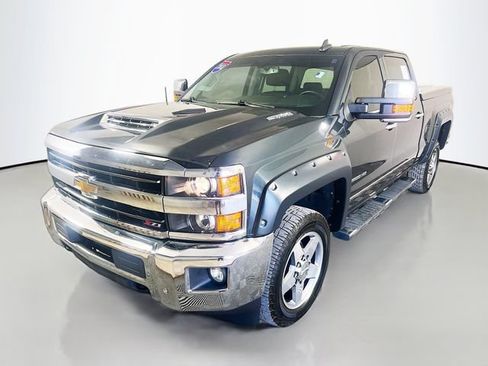 Used 2018 Chevrolet Silverado 2500 LTZ w/ Duramax Plus Package AWD/4WD image 4