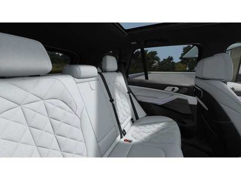 New 2026 BMW X5 xDrive50e w/ M Sport Package AWD/4WD image 12