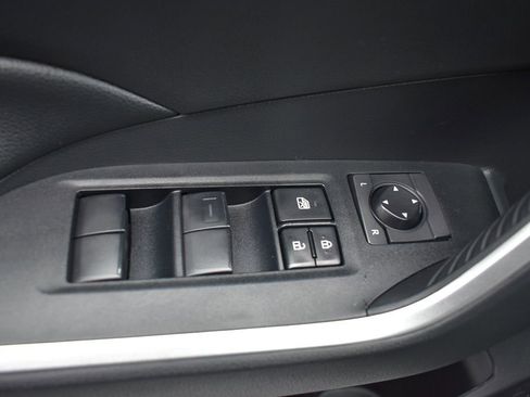 Used 2020 Toyota RAV4 XLE w/ XLE Grade Weather Package image 17