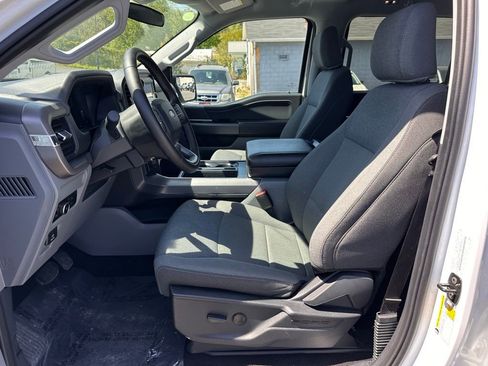 Used 2025 Ford F150 XLT w/ Equipment Group 301A Standard image 13