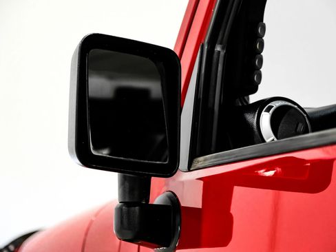 Used 2014 Jeep Wrangler Sahara w/ Connectivity Group image 37