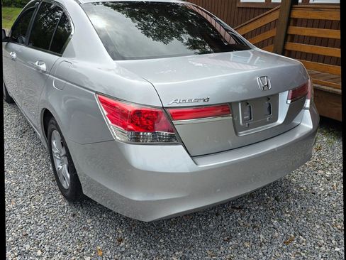 Used 2011 Honda Accord LX-P image 8