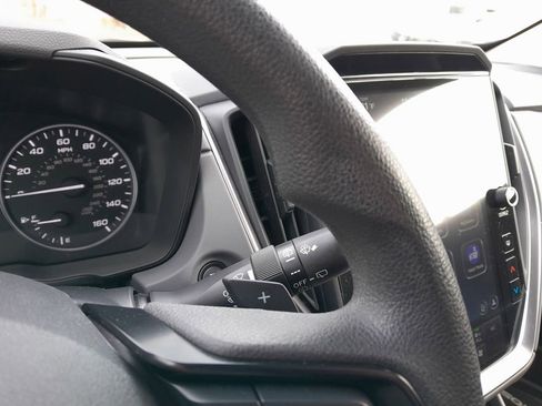 Used 2024 Subaru Crosstrek 2.0i Premium image 18