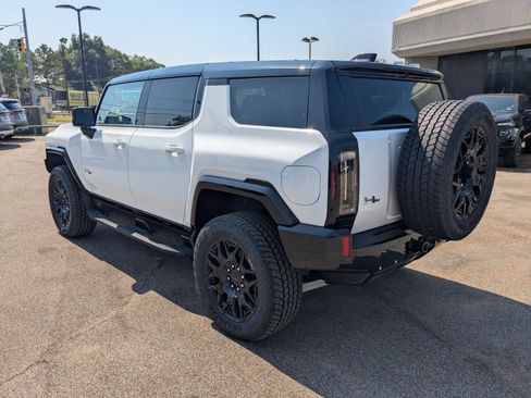 New 2026 GMC Hummer EV SUV AWD/4WD image 3
