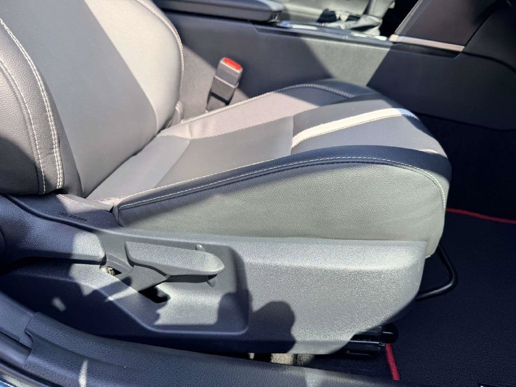 Certified 2025 Toyota Camry SE FWD image 12