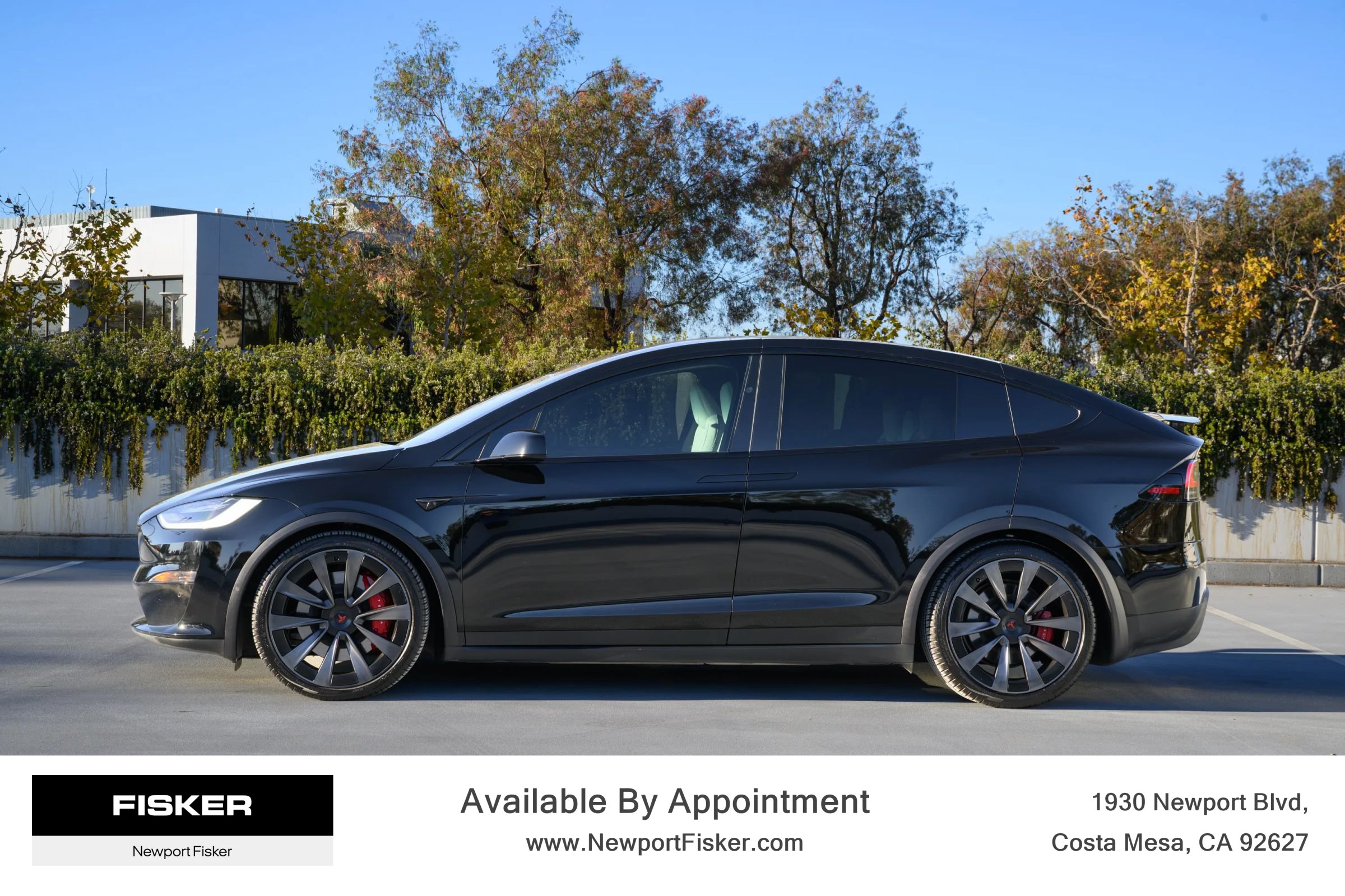 Used 2023 Tesla Model X AWD/4WD image 2