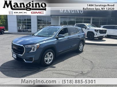 Used 2024 GMC Terrain SLE w/ Driver Convenience Package