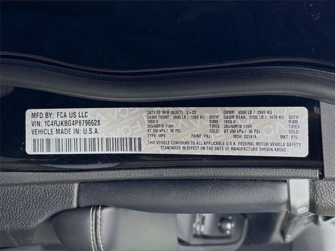 Used 2023 Jeep Grand Cherokee L Limited w/ Trailer Tow Group (B) image 33